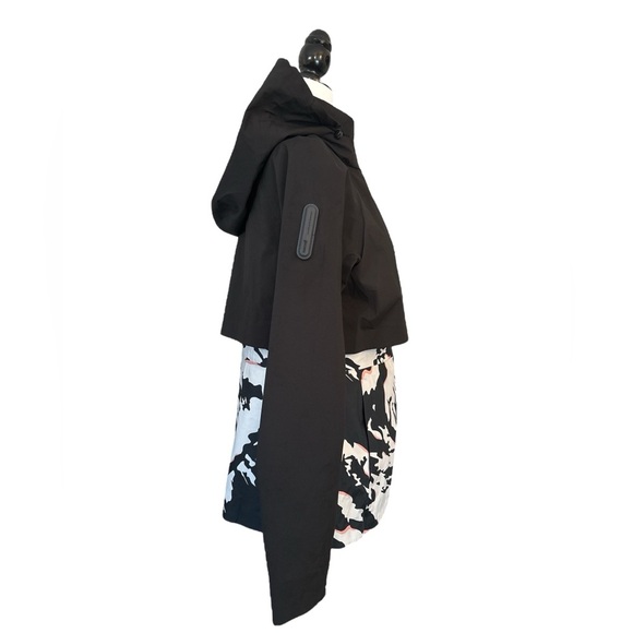 Sweaty Betty Pro Light Ski Jacket Waterproof Black Peaks Recco Tech Women's XS - Picture 4 of 16